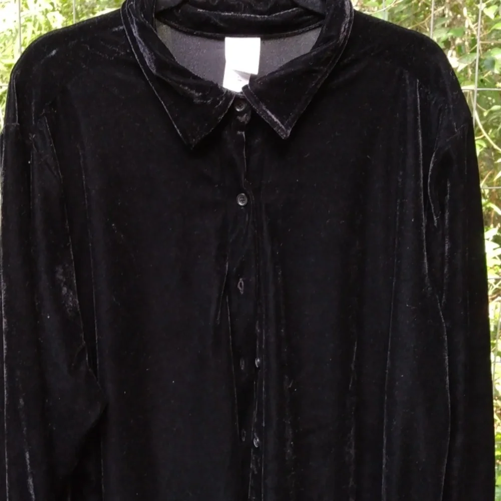 Slinky Velvet Button Down Top NWOT Sz.2X - Picture 1 of 6